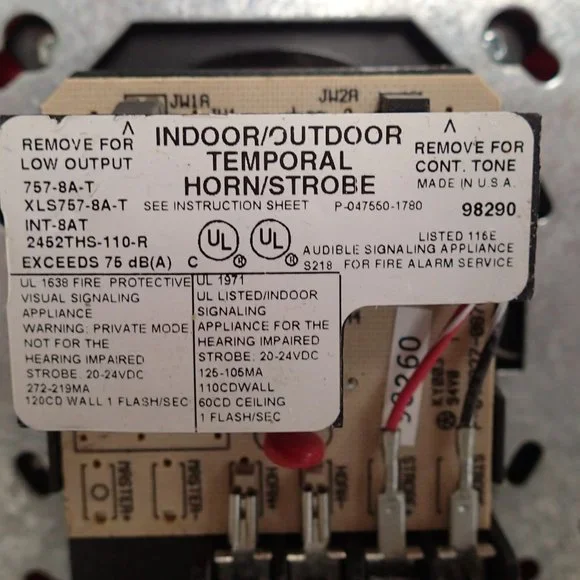 Edwards 757-8A-T Horn Strobe - Picture 4 of 5